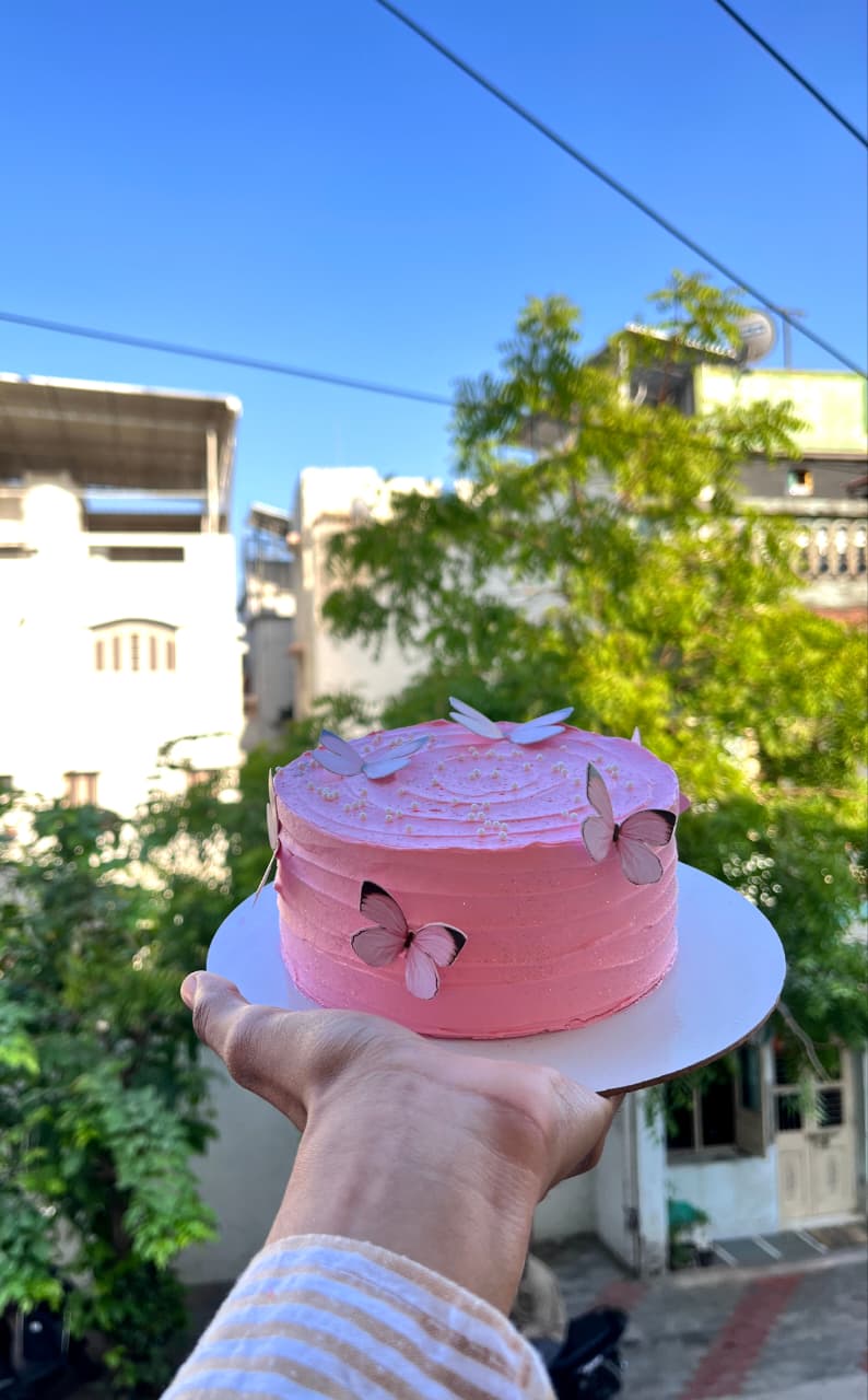 Elegant Pink Rosette Cake